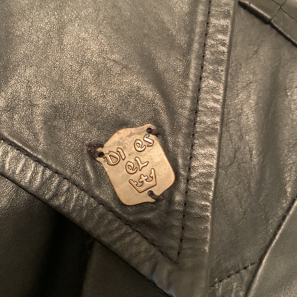 Diesel leather coat used but good condition size M women - Picture 5 of 11
